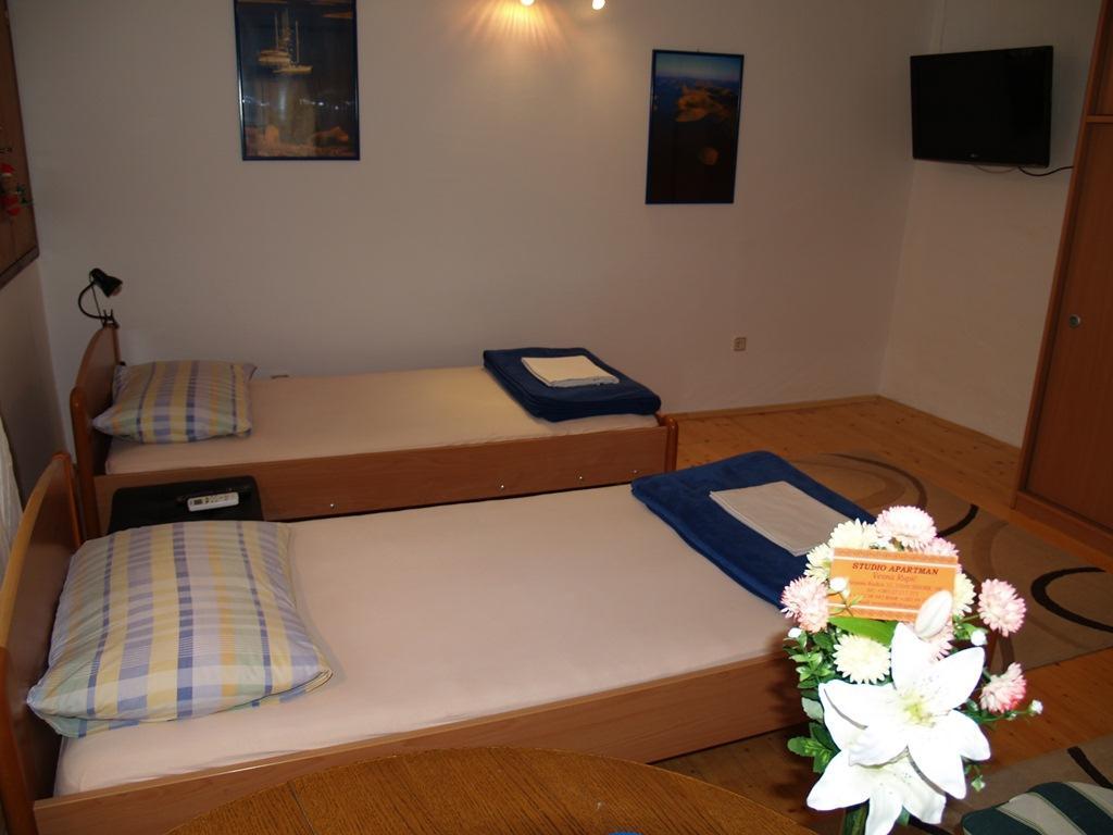 Apartment Nana 1 Шибеник Экстерьер фото